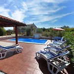 Vila In Vi Njan With Private Pool And Garden *