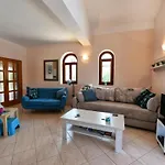 In Vi Njan With Private Pool And Garden * Višnjan