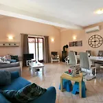 In Vi Njan With Private Pool And Garden Vila *