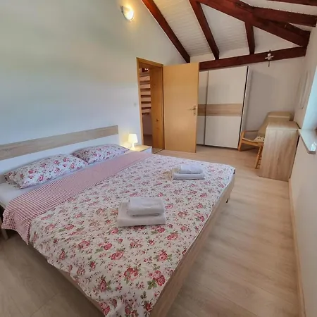 In Vi Njan With Private Pool And Garden *