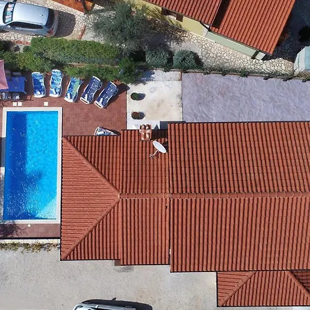 Вилла In Vi Njan With Private Pool And Garden *