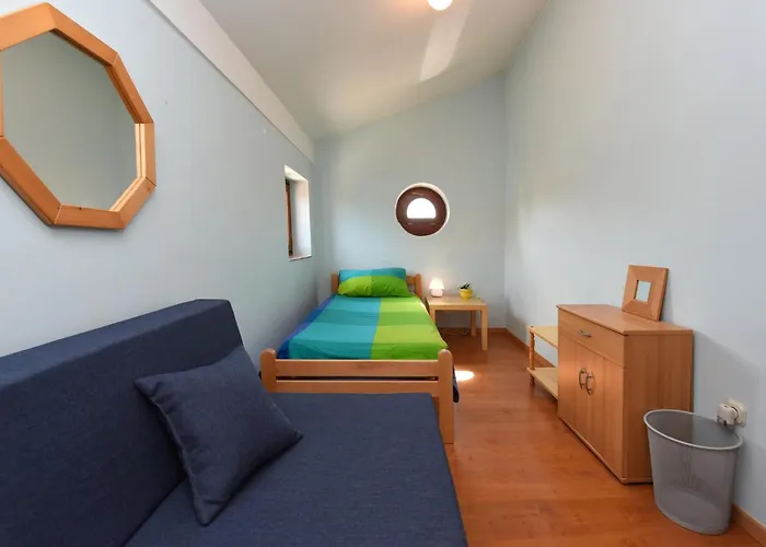 In Vi Njan With Private Pool And Garden Vila