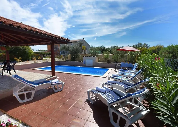 Vila In Vi Njan With Private Pool And Garden *